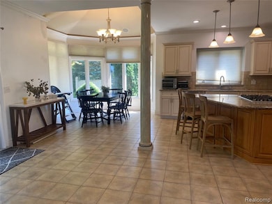 21675 Medallion Ct, Macomb, MI 48044 - photo 5