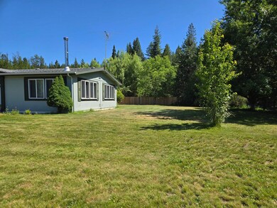 4377 Whittier Rd, Clayton, WA 99110 - photo 3