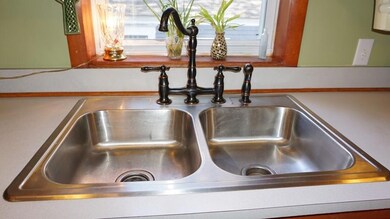 6 Lois St, Lisbon, ME 04252 - photo 4