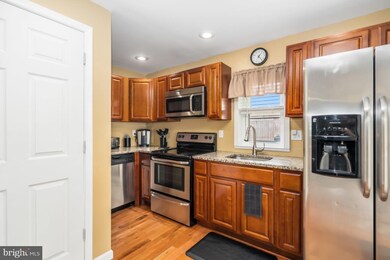 13 Propeller Dr, Middle River, MD 21220 - photo 6