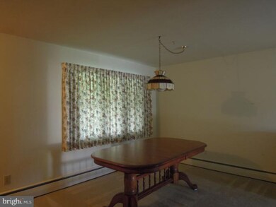 6406 Church St, Sykesville, MD 21784 - photo 4