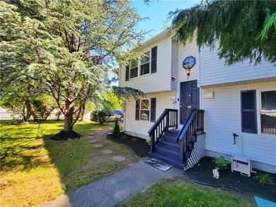 638 Oakland Beach Ave, Warwick, RI 02889 - photo 2