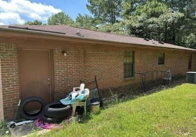 310 Sycamore Dr, Eufaula, AL 36027 - photo 2