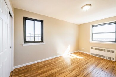202 -35 Foothill Ave unit B42, Hollis, NY 11423 - photo 6