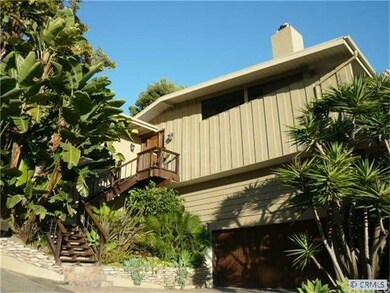 Front door staircase