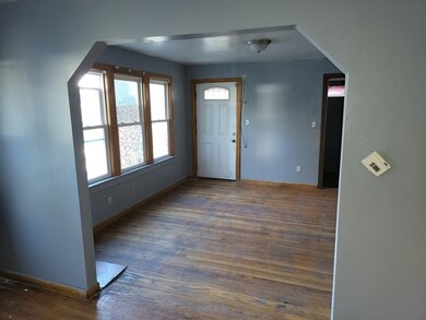 88-90 Edgewood St, Springfield, MA 01109 - photo 4