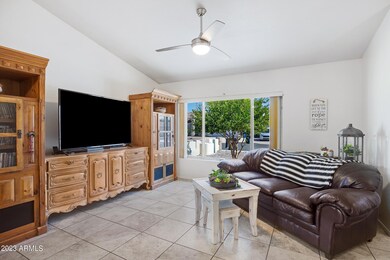 1038 N Sailors Way-7