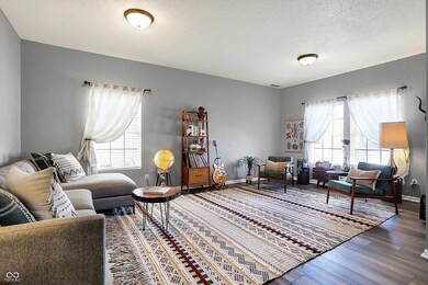 3174 Hemlock St, Whiteland, IN 46184 - photo 7