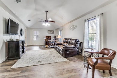 104 Whippoorwill Ct, Boerne, TX 78006 - photo 6