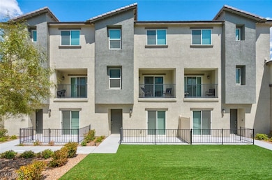 2843 Azure Breeze Ln unit 3, Las Vegas, NV 89183 - photo 2