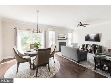 303 Bainbridge Ln, Lansdale, PA 19446 - photo 3