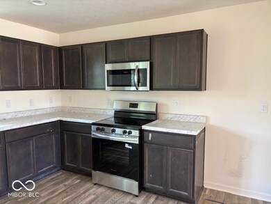 3805 Windstar Way, Columbus, IN 47203 - photo 6