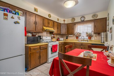 215 Westbrook Dr, Toms River, NJ 08757 - photo 6