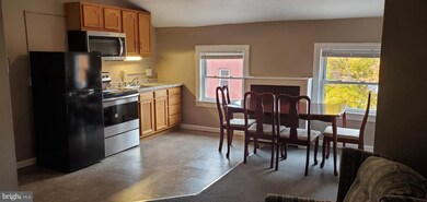 230 S 3rd St, Reading, PA 19602 - photo 3