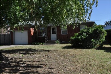 915 Jefferson Place, Shawnee, OK 74801 - photo 3