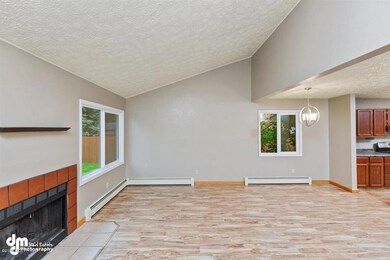 24-Living Room MS_1115