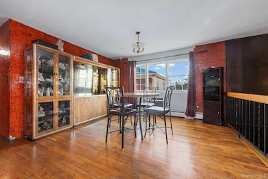 40-25 221st St, Bayside, NY 11361 - photo 6