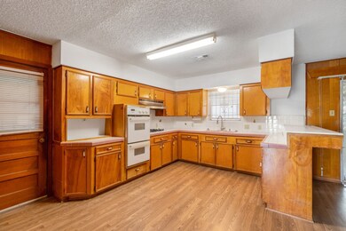 4210 Cavalcade St, Houston, TX 77026 - photo 6