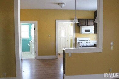 213 Center St, Auburn, IN 46706 - photo 6