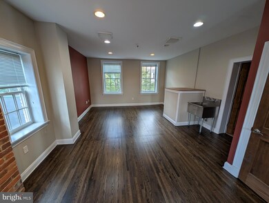 38 N Potomac St unit 4, Hagerstown, MD 21740 - photo 7