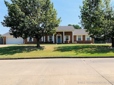 1800 Mockingbird Ln, McAlester, OK 74501 - photo 2