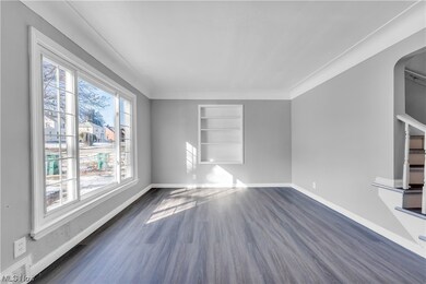 5177 Camden Rd, Maple Heights, OH 44137 - photo 3