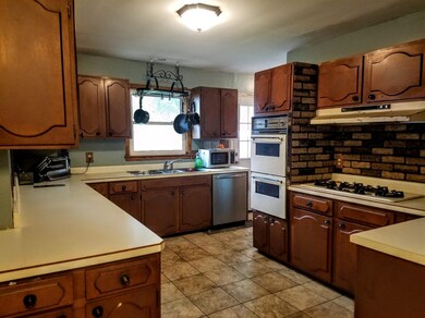 2938 Laporte St, Highland, IN 46322 - photo 6