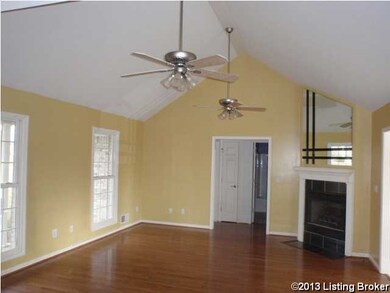333 Blackberry Cir, Mount Washington, KY 40047 - photo 2