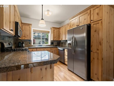 14560 SE 155th Dr, Clackamas, OR 97015 - photo 3