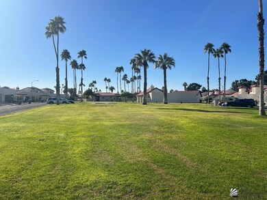 12172 E Via Loma Vista, Yuma, AZ 85367 - photo 2