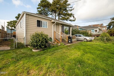 205 SE 1st St, Newport
