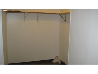 624 E B St, Rainier, OR 97048 - photo 7