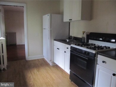 101 Main St unit 3RD FL, Riverton, NJ 08077 - photo 3