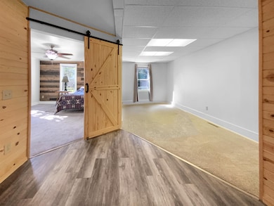 W11160 Apache Rd, Plainfield, WI 54966 - photo 6