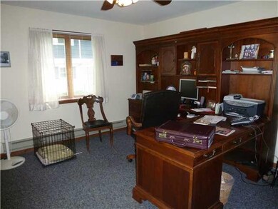 Studio/Study/Office