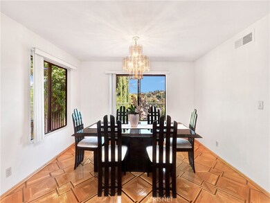 4918 Llano Dr, Woodland Hills, CA 91364 - photo 7