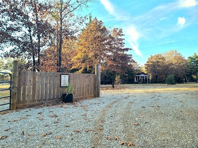 777 Caddo Hills Rd, Bokchito, OK 74726 - photo 2