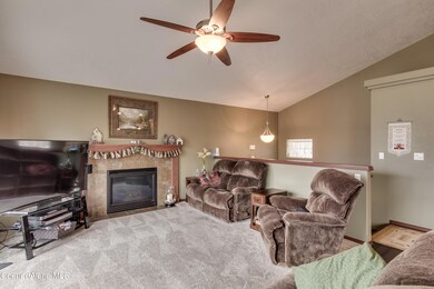 2493 Sparrow Loop-6
