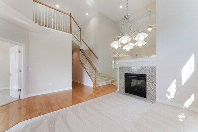 561 Burgess Cir unit 30, Aurora, OH 44202 - photo 5