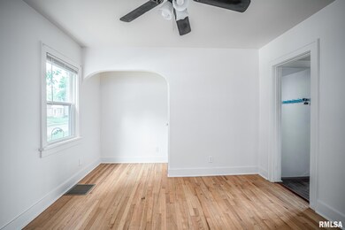 2029 44th St, Rock Island, IL 61201 - photo 4