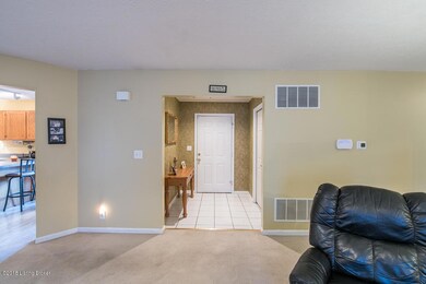 7912 Apple Valley Dr, Louisville, KY 40228 - photo 7