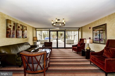 Claridge House unit 610-S, Washington, DC 20037 - photo 3