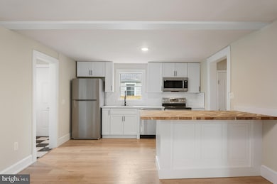 553 Highland Ave, Winchester, VA 22601 - photo 7