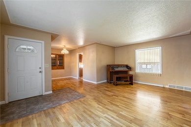 2215 Patricia Ln, Billings, MT 59102 - photo 6