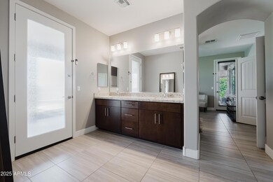 Master Bath With Pool Door Access