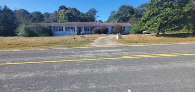 1382 S Carolina 184, Iva, SC 29655 - photo 4