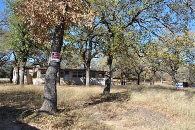 240 Circle Dr, Comanche, TX 76442 - photo 7