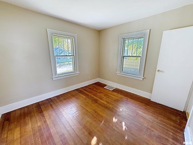 2212 39th St, Rock Island, IL 61201 - photo 5