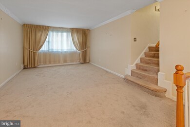 1304 Balfour Ct, Hyattsville, MD 20782 - photo 3