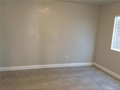 15084 Washington Dr, Fontana, CA 92335 - photo 5